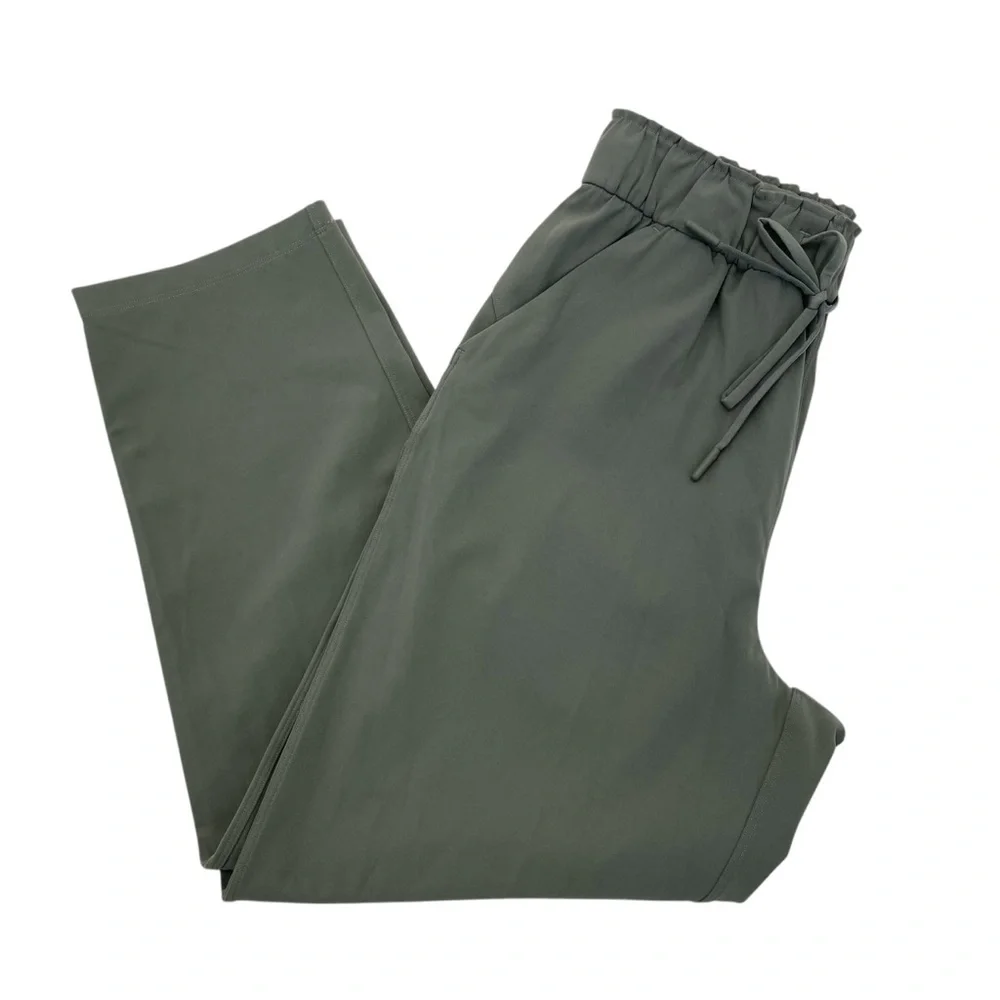 Lululemon Cropped Pants 4 Sage Green